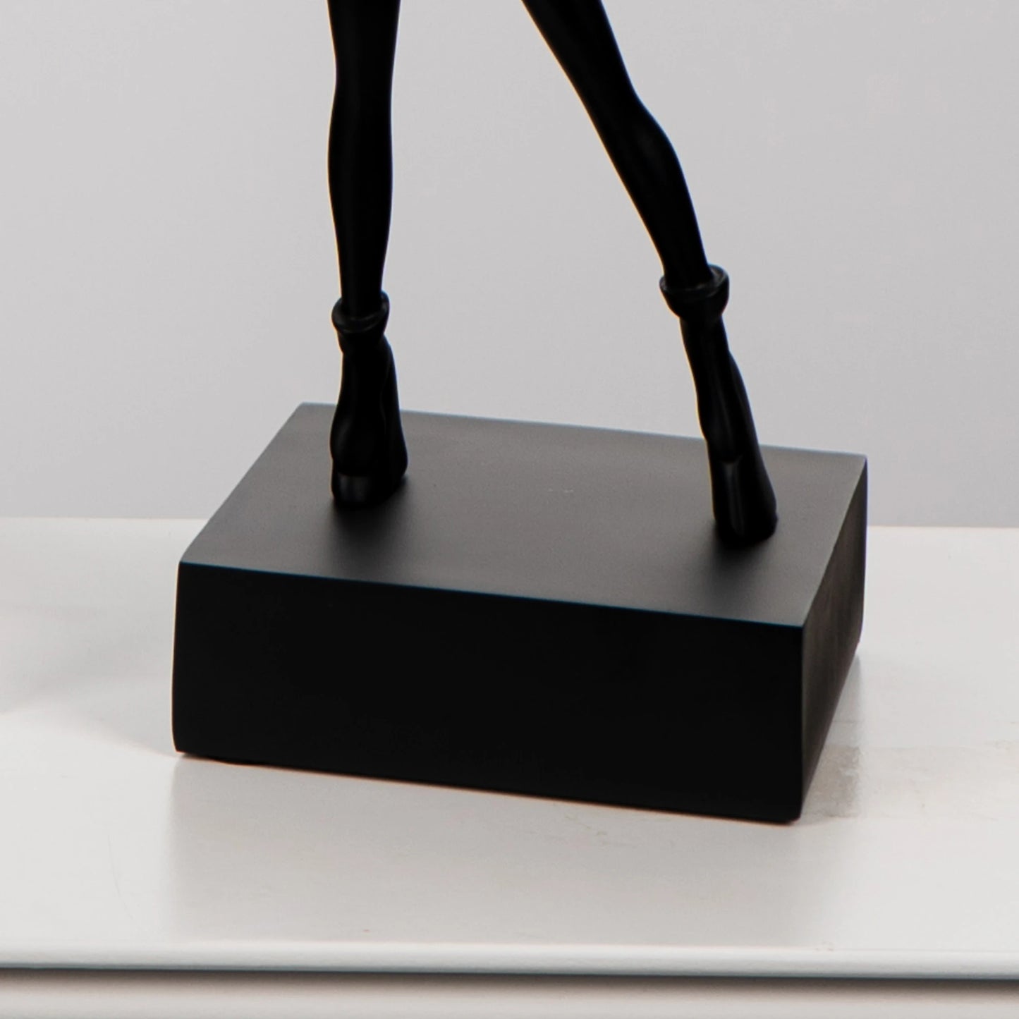 Anti-War Flying Balloons Girl Statue